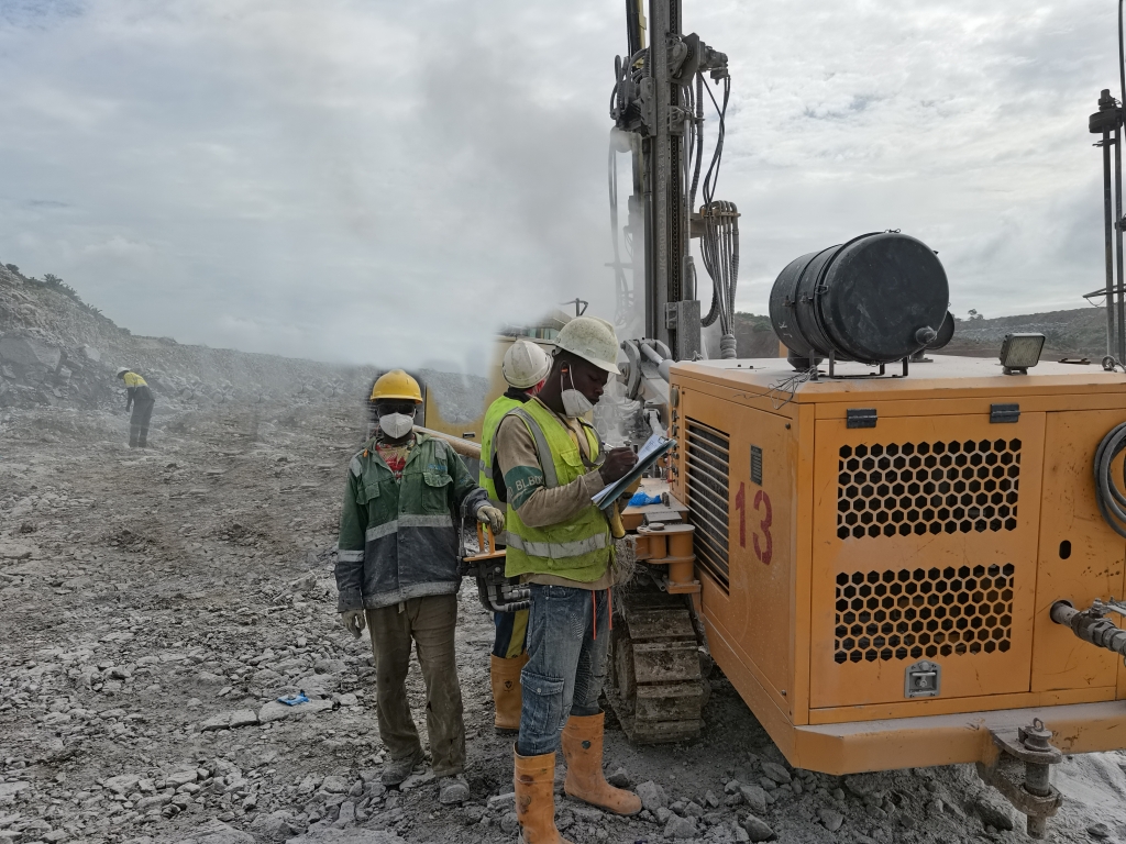  JK590BC尼日利亞施工現(xiàn)場